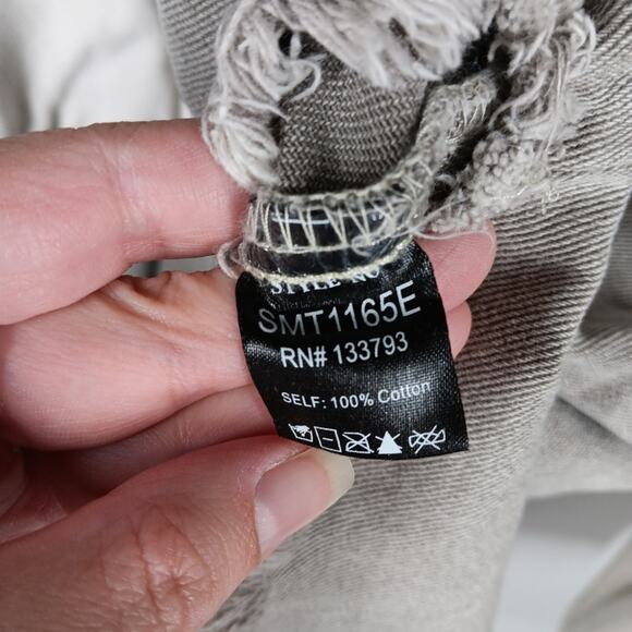 POL Oversized Color Block Distressed Jacket size Large - Picture 7 of 8